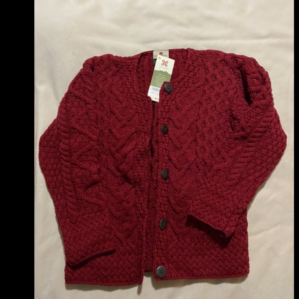 Carraig Donn cardigan size Medium NWT